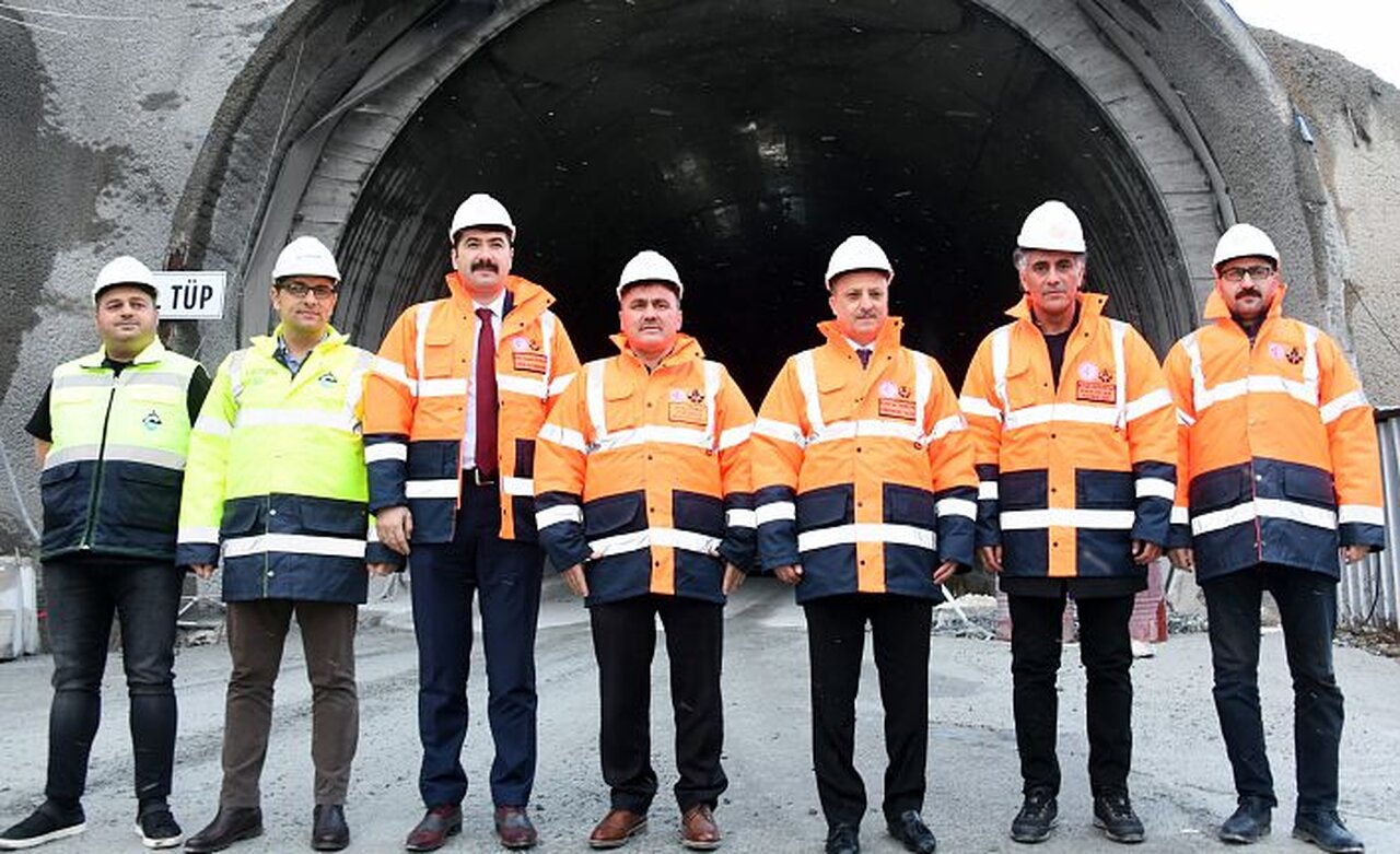 Dev projenin üçte ikisi tamamlandı