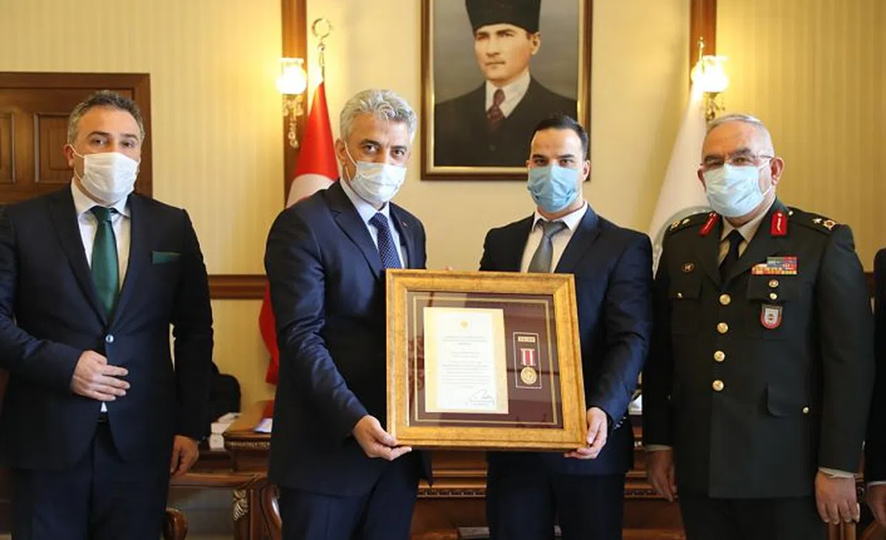 Gümüşhaneli Gazimiz Madalya ve Beratın aldı