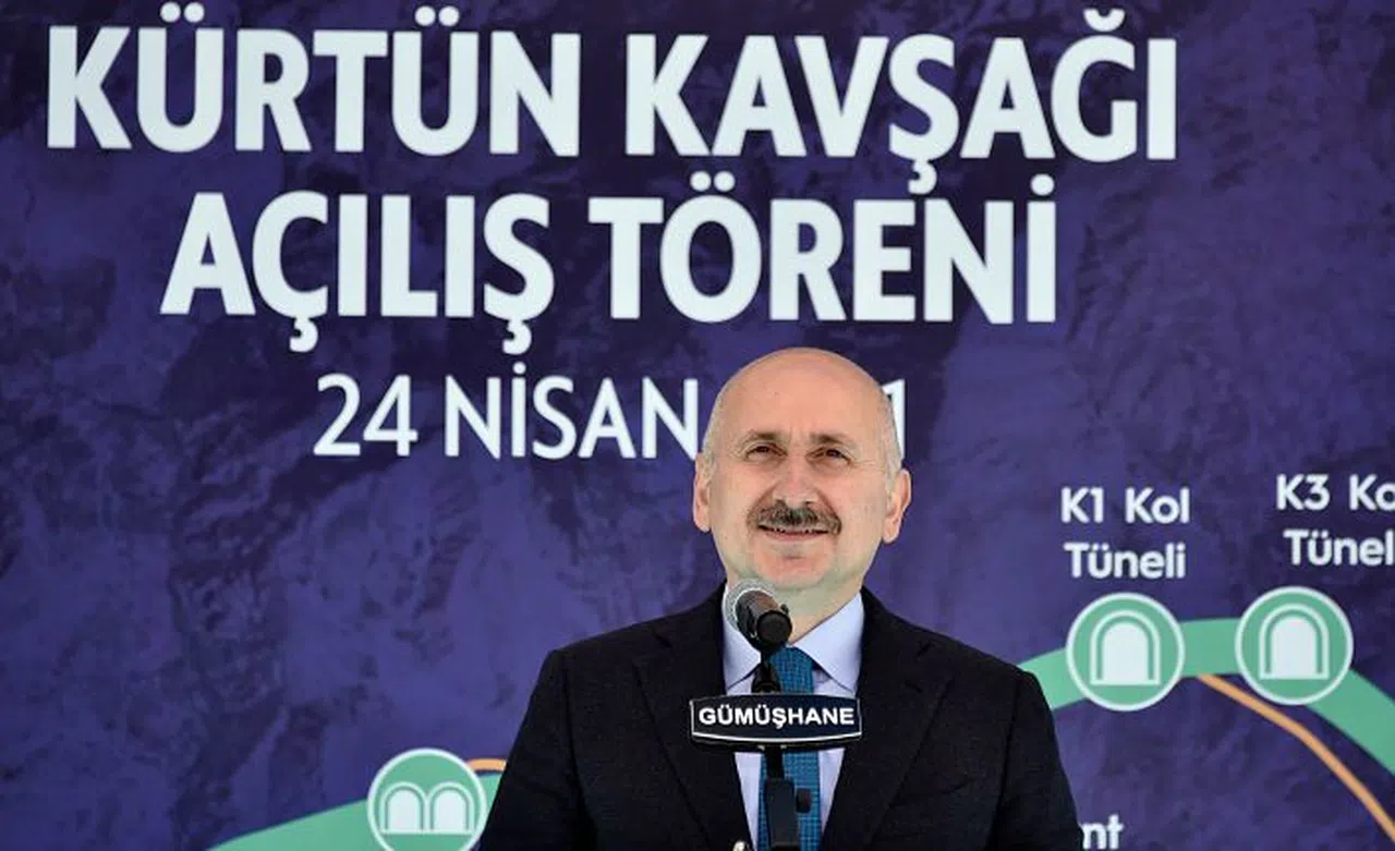 Kürtün Ayrım Kavşağı ve Tüneli törenle hizmete girdi  