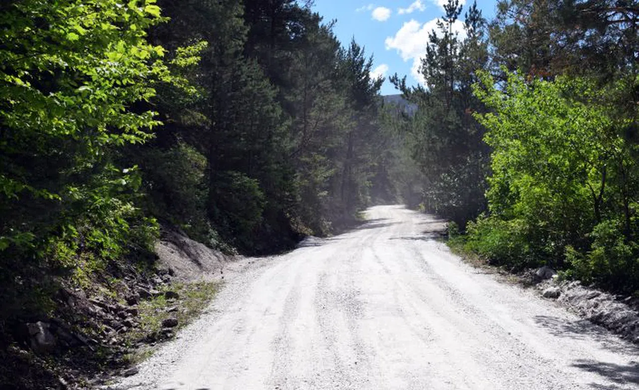 Torul Belediyesi’nden 5 km’lik stabilize yol