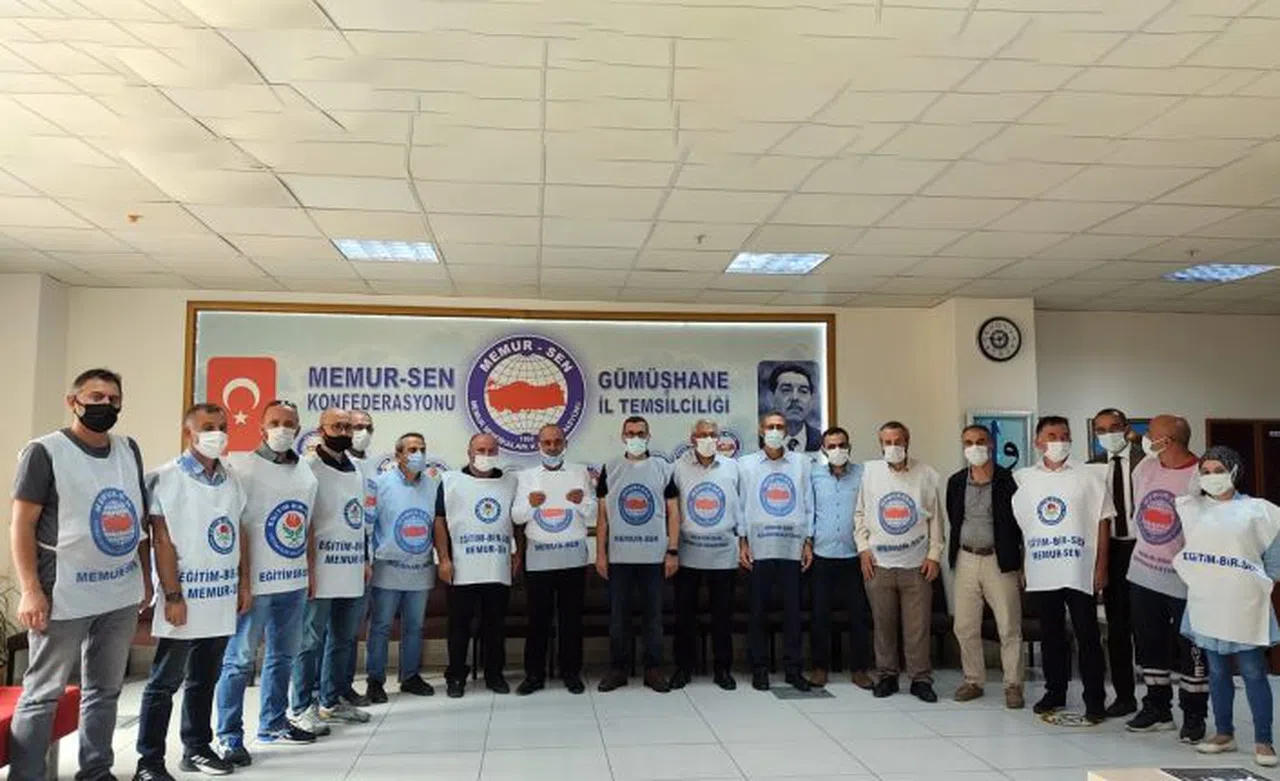 Memur-Sen: Enflasyonun ezemeyeceği maaş istiyoruz