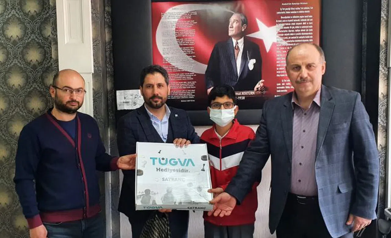 Kitap kurtları yarıştı