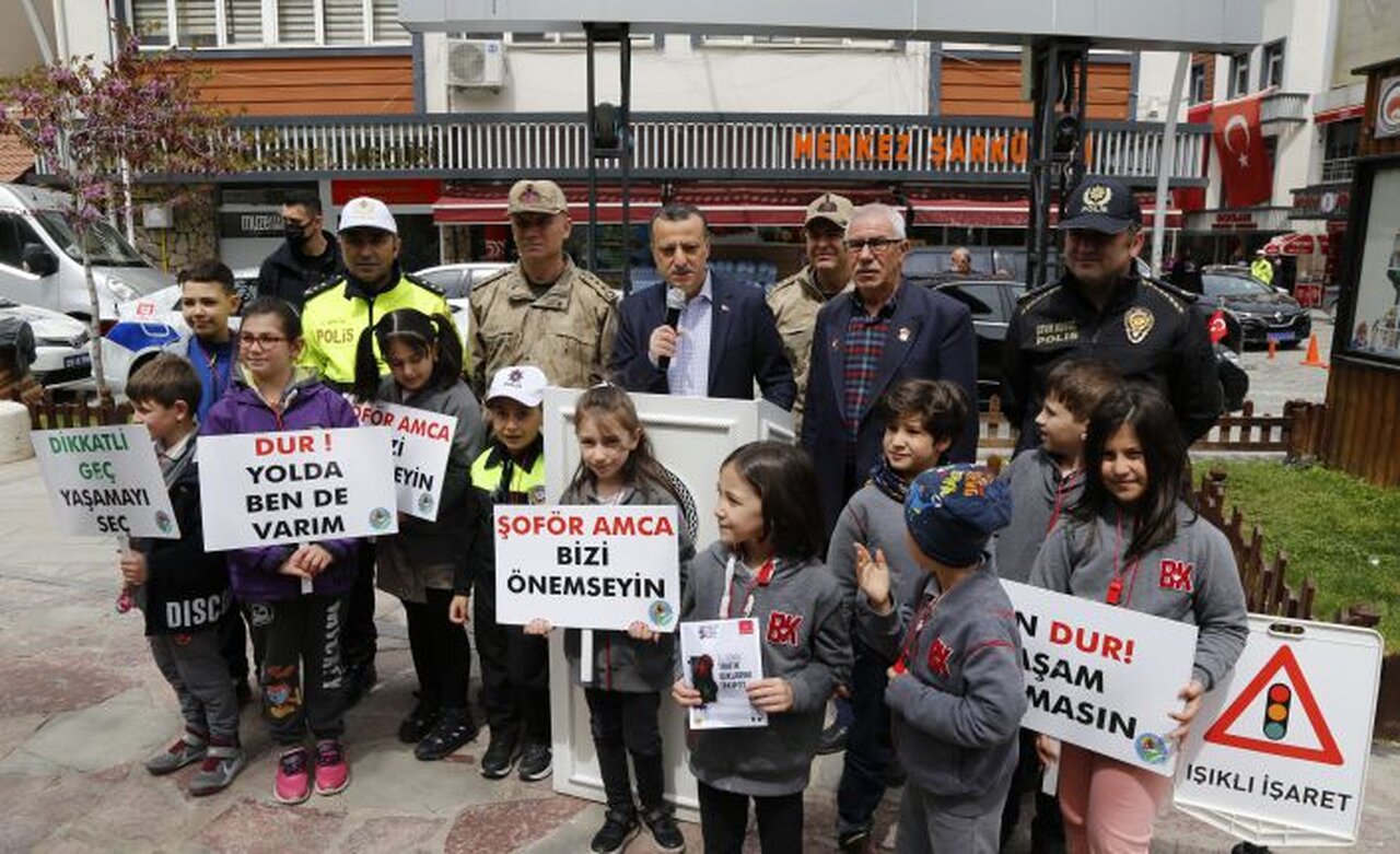 Gümüşhane’de "Yayalar İçin 5 Adımda Güvenli Trafik" uygulaması yapıldı