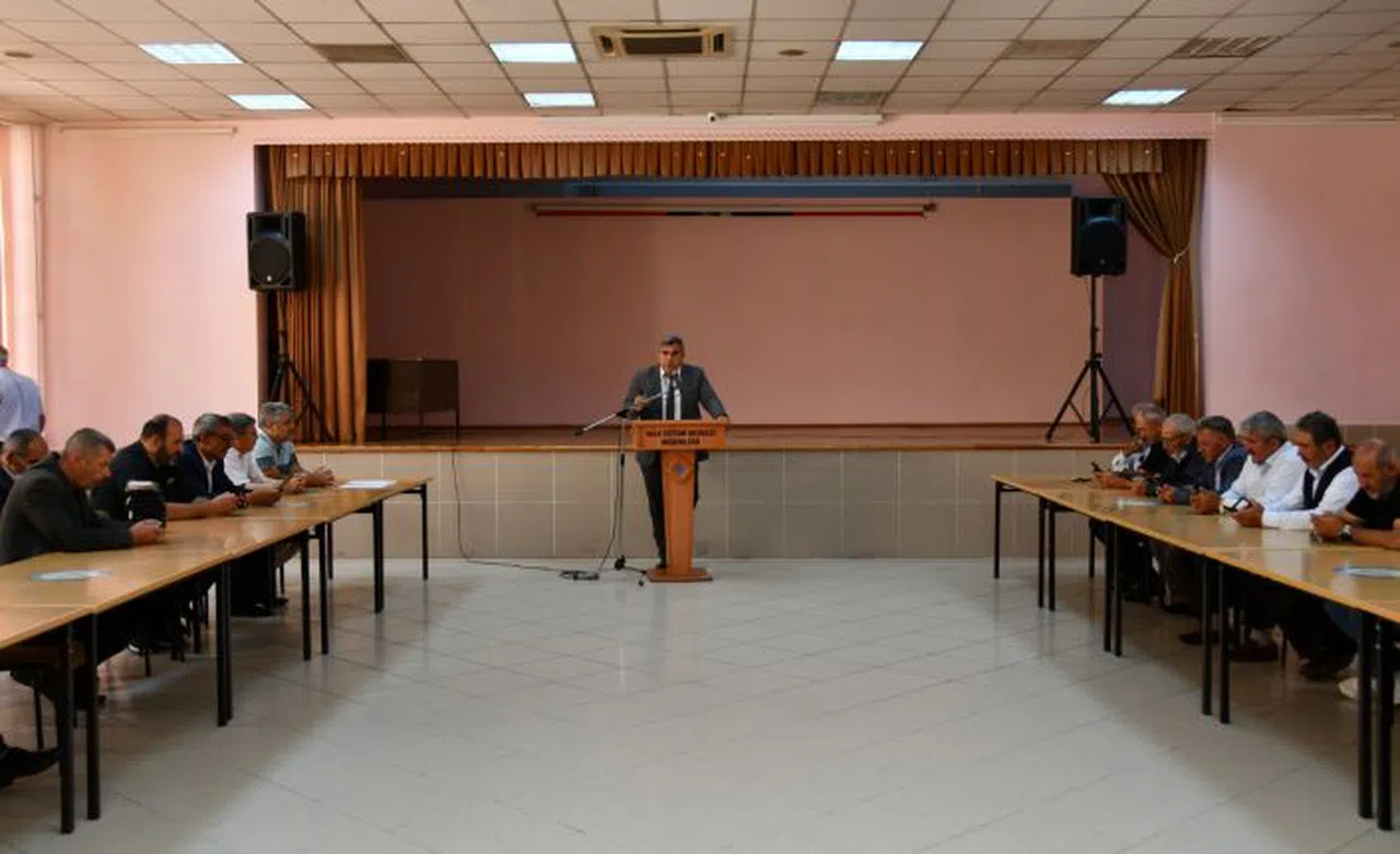 Köy okulları tekrar açılarak yaşam merkezlerine dönüşüyor