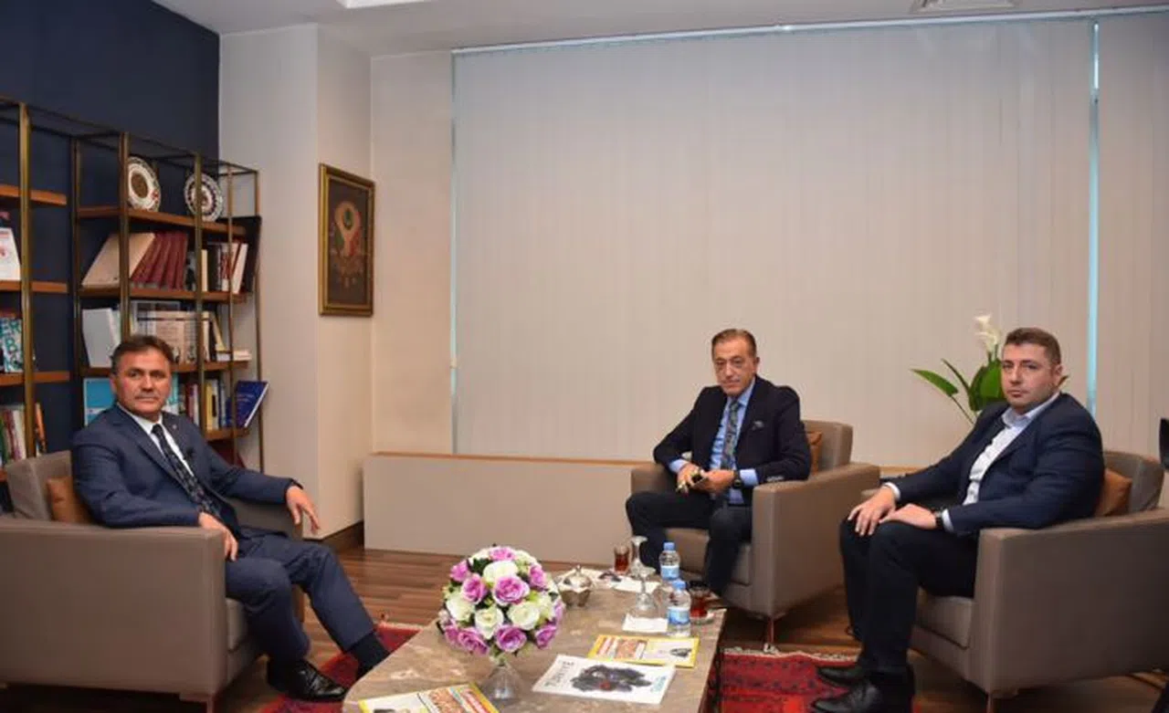 Yunus Emre’yi yaşat ki Gümüşhane ve Türkiye yaşasın