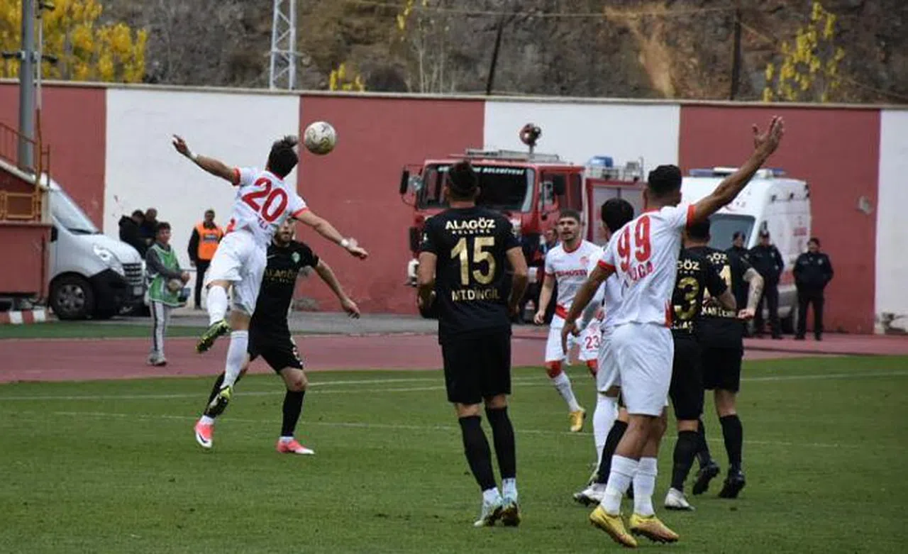 Gümüş son dakikada yıkıldı: 0-1