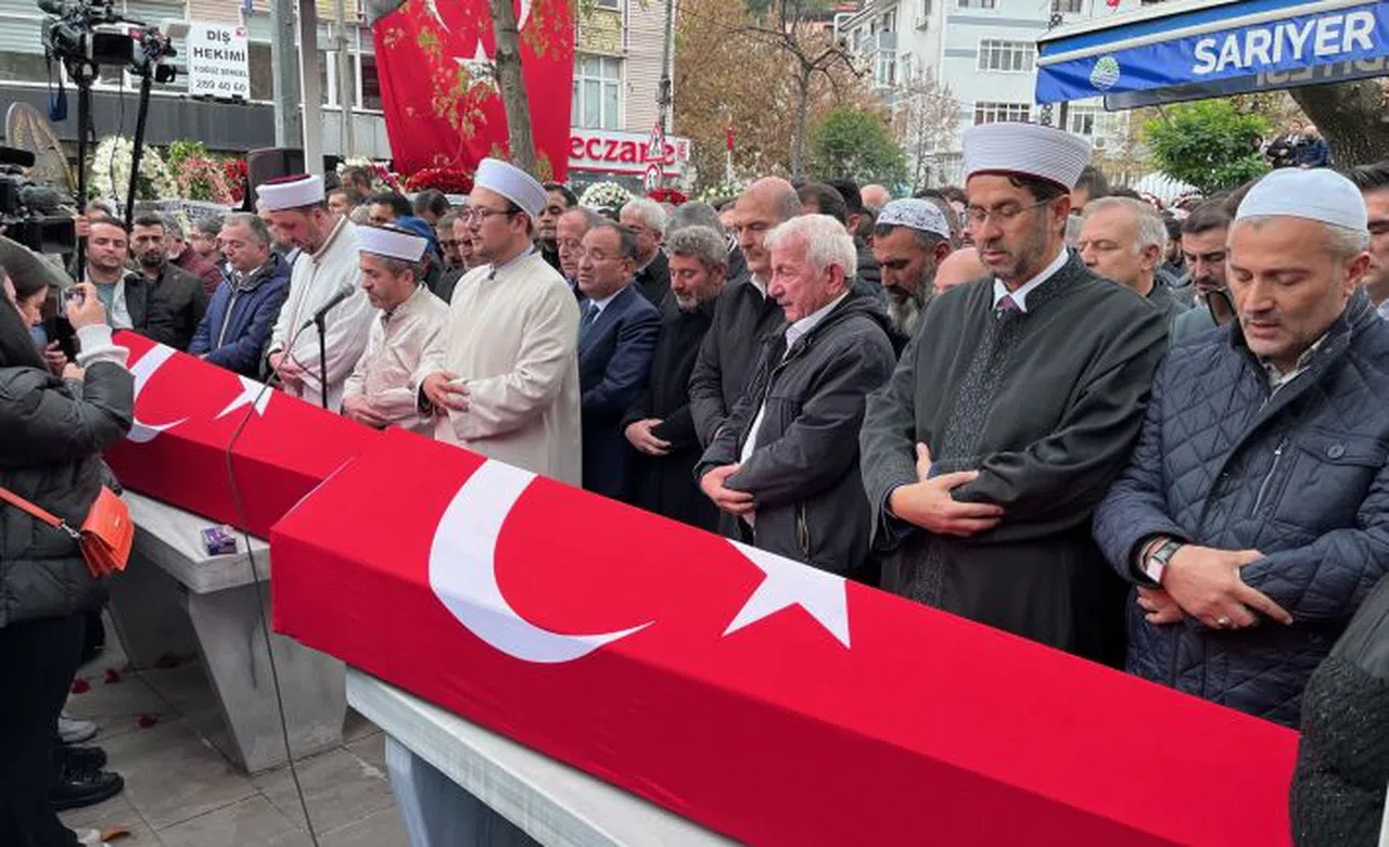 Topkara çifti son yolculuğuna uğurlandı