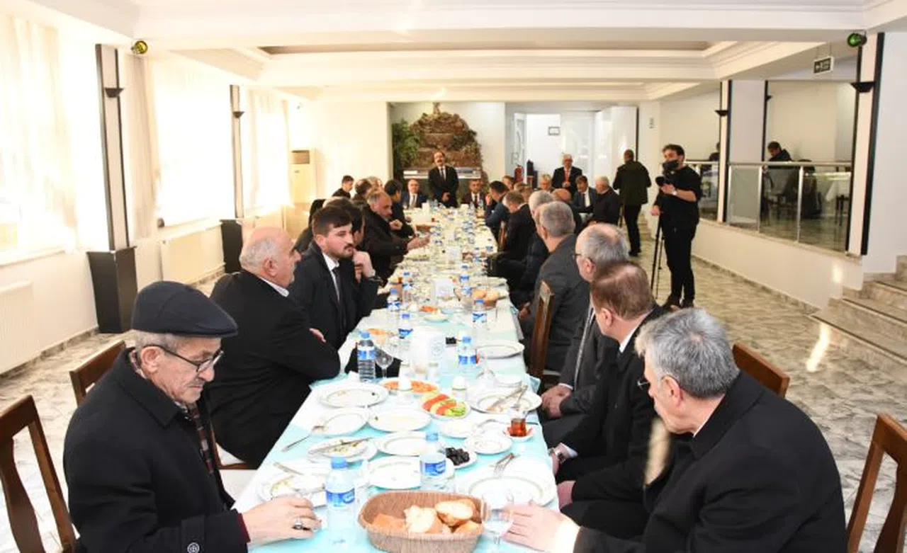 MHP’li Taşdoğan: 6’lı masa teröre teslimiyet vadediyor 