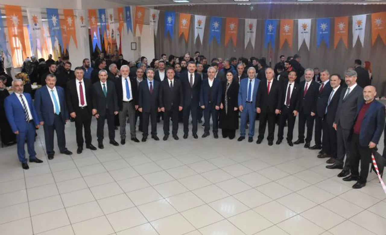 AK Parti’de temayül yoklaması yapıldı