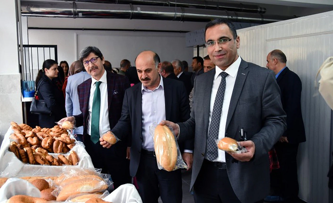 Öğrenciler hem öğrenecek hem üretecekler