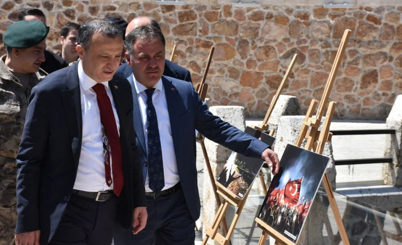 Gümüşhane’de 15 Temmuz Demokrasi ve Milli Birlik Günü 7. yılında çeşitli etkinliklerle kutlanıyor