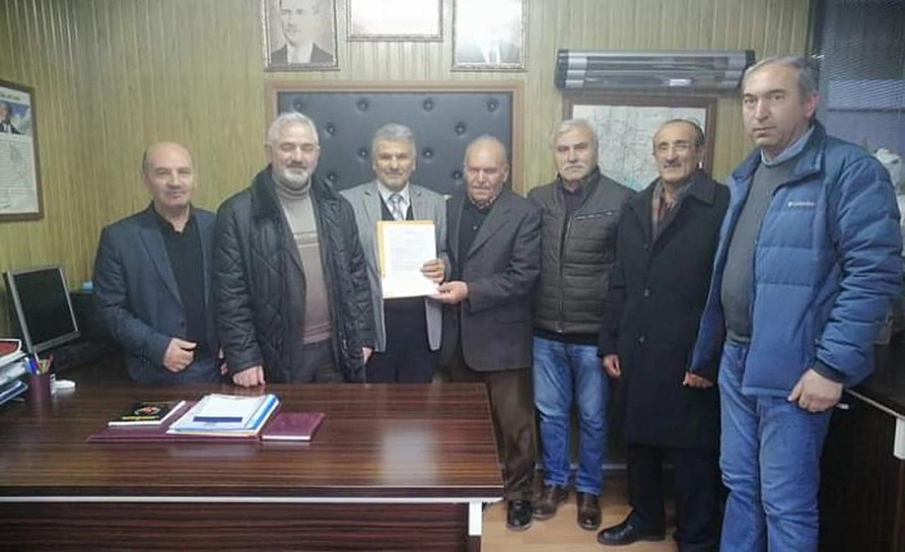 Turhan aday adayı oldu