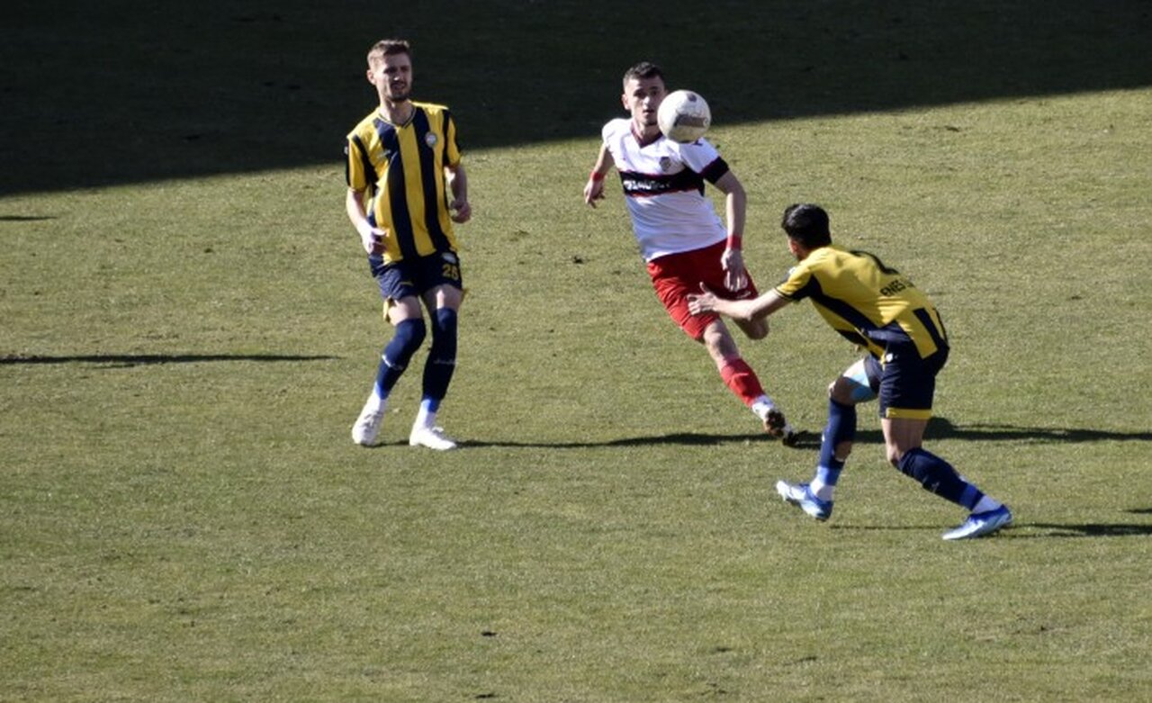 Gümüş fırsatları bir bir tepiyor: 0-2