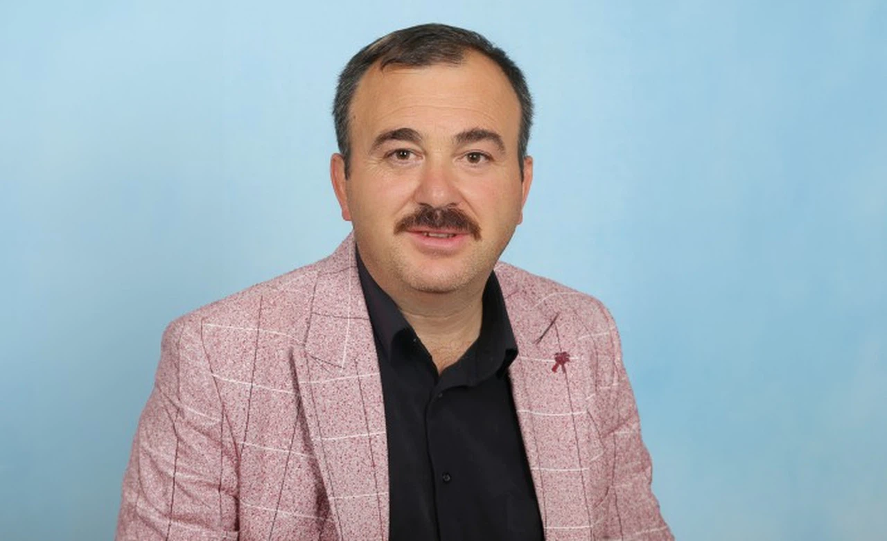 Demirel: Emekli 372 ekmek, 23 kilo dana kıyma, asgari ücretli 1 tüp daha az alıyor