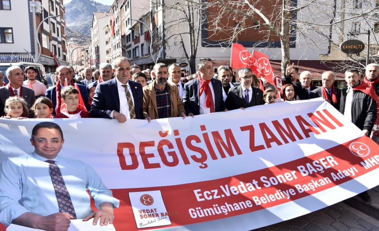 MHP'den Zafer ve Değişim Yürüyüşü