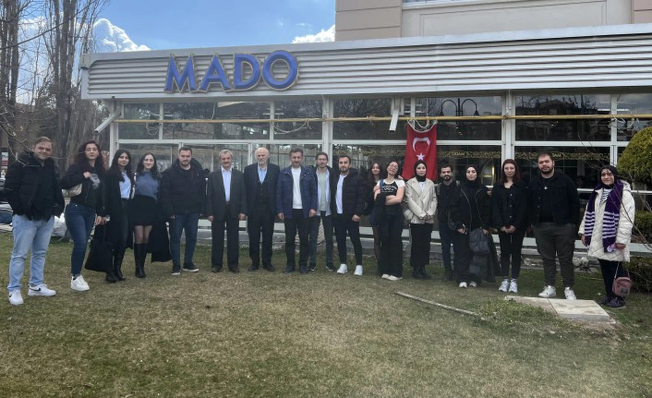 Prof.Dr.Adil Şen Gümüş Akademi’ye konuk oldu