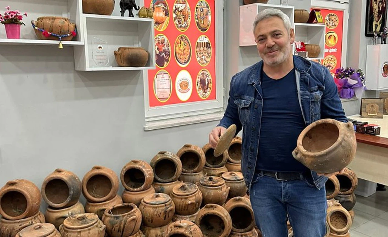 En güzel Ramazan yemeği Dölek Güveci’nde pişer