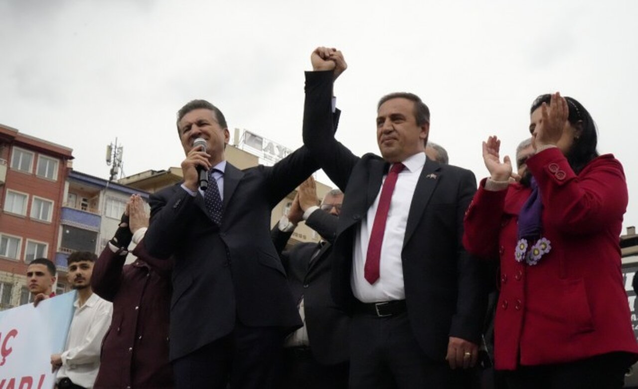 Sarıgül: Ben Şişli’de tarih yazdım, Bedri Başkan da Gümüşhane’de yazacak 