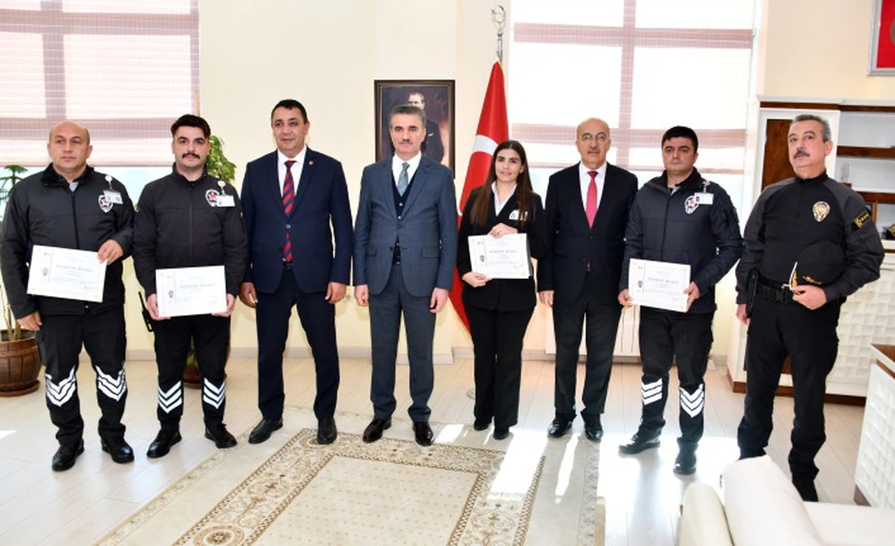 Gümüşhane’de Özel Güvenlik Görevlilerine Teşekkür Belgesi verildi