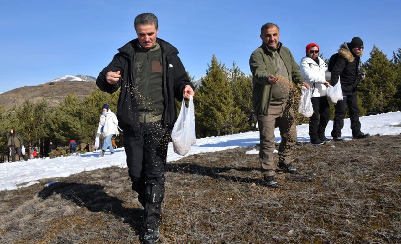 Gümüşhane’de Dünya Sulak Alanlar Günü yürüyüşü düzenlendi