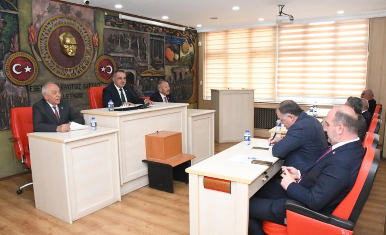 Mecliste komisyonlar yeniden belirlendi