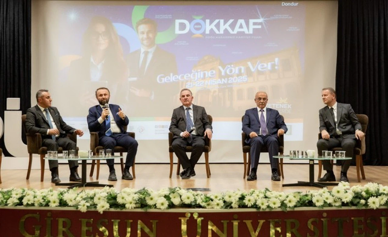 Rektör Yıldız: Diploma değil, yetkinlik şart
