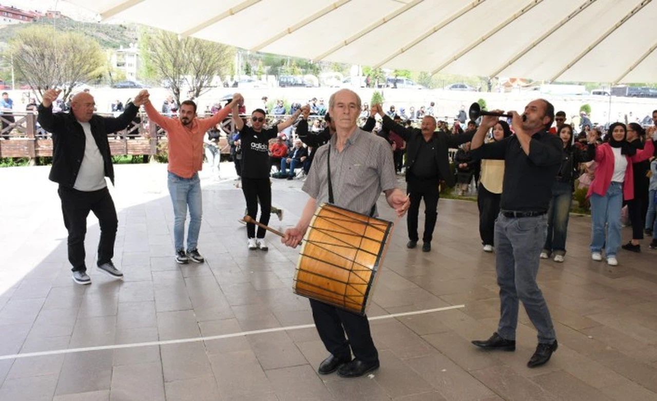 Gümüşhane’de Hıdırellez Şenliği yapıldı