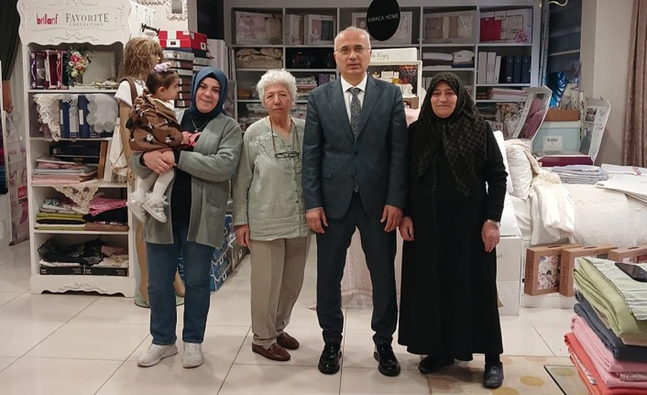 Yeni yuvalara bir destek de Rüya Perde & Ev Tekstili ve Çeyizlik’ten