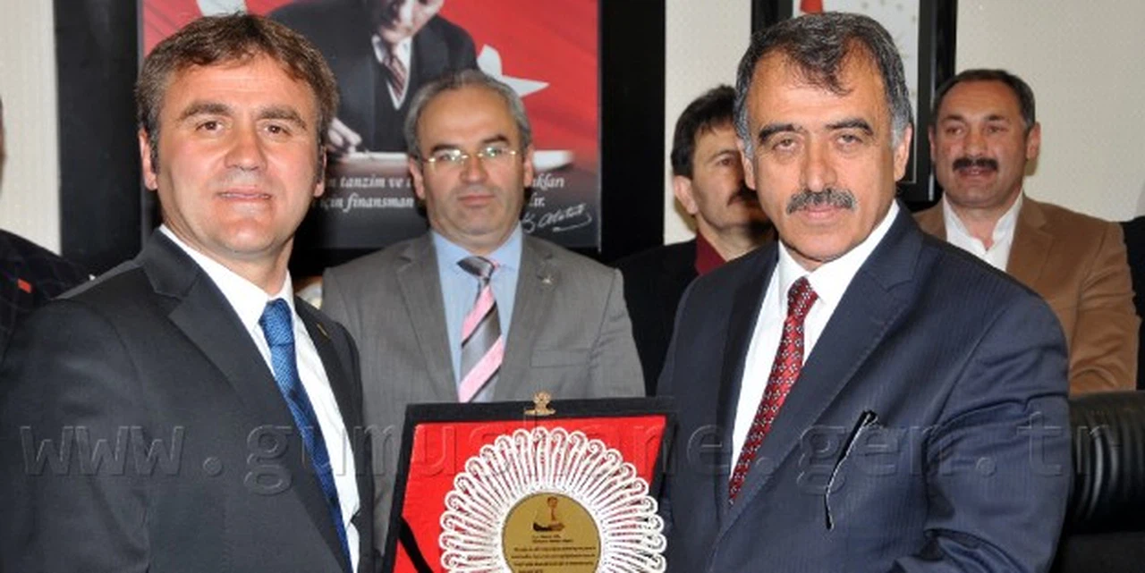 Gümüşhane Belediyesinde Devir Teslim Töreni Yapıldı