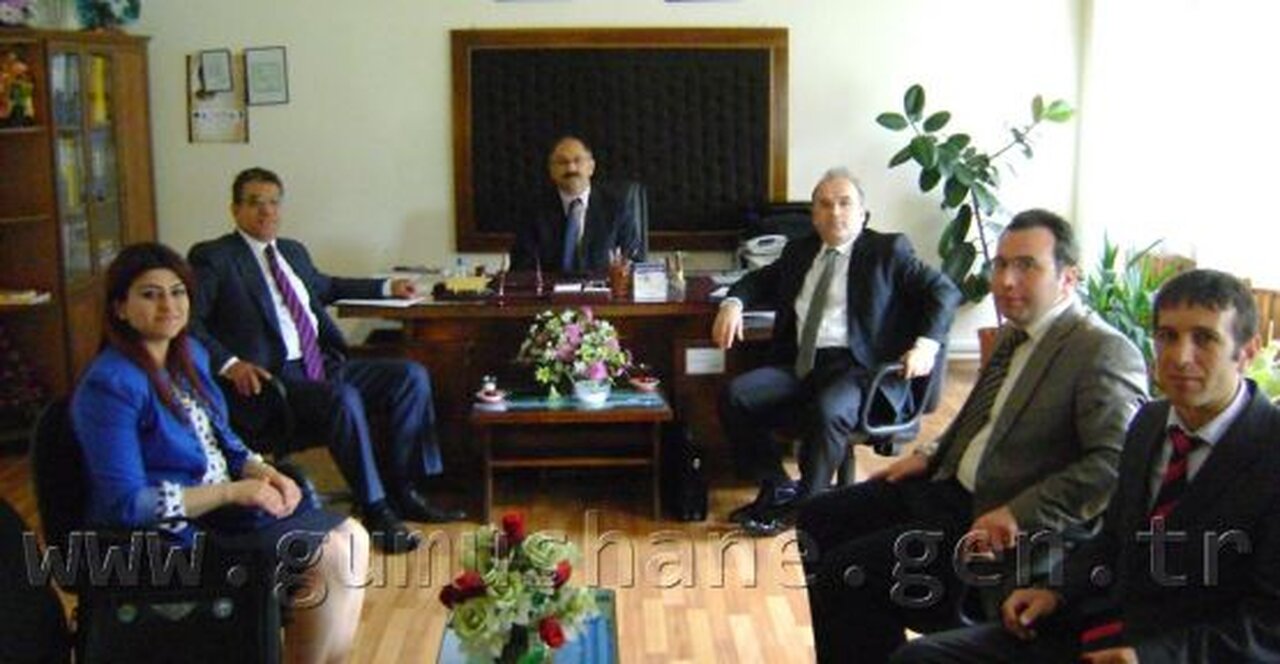 Kanuni Ticaret Meslek Lisesinde Avukatlık ve Noterlik Mesleği Konulu Seminer Düzenlendi 