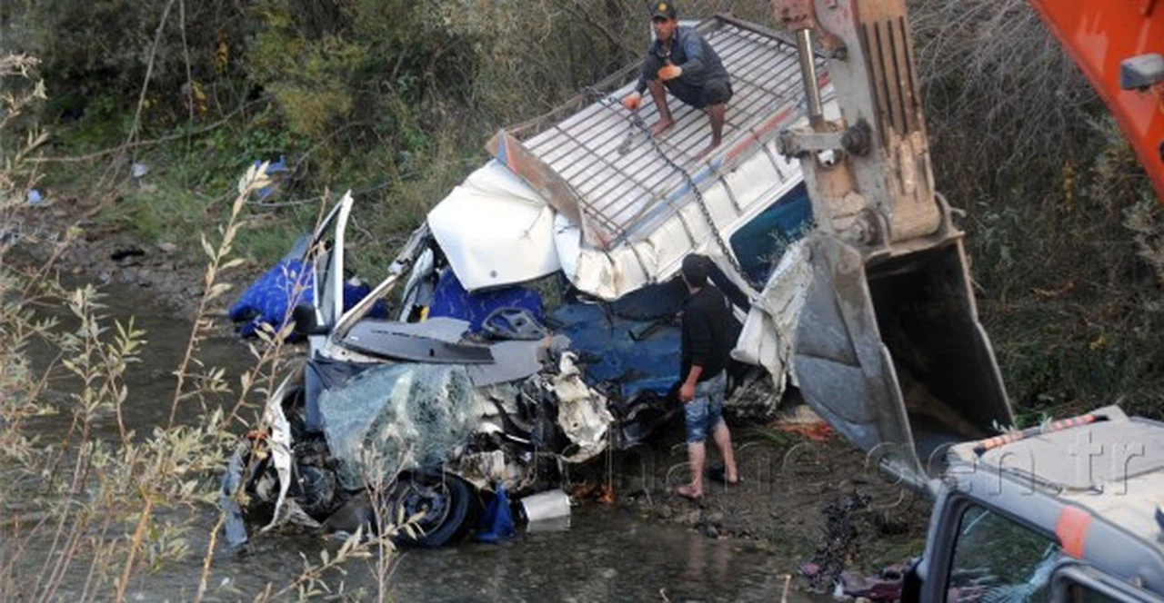 Kelkit'te Katliam Gibi Kaza: 10 Ölü, 3 Yaralı