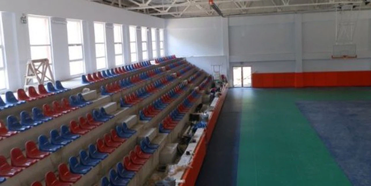 Kürtün Spor Salonu Gün Sayıyor