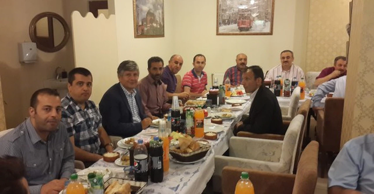 Milletvekili Aydın Gümüşhane’de İftar ve Sahurlarda Hemşehrileri İle Bir Arada