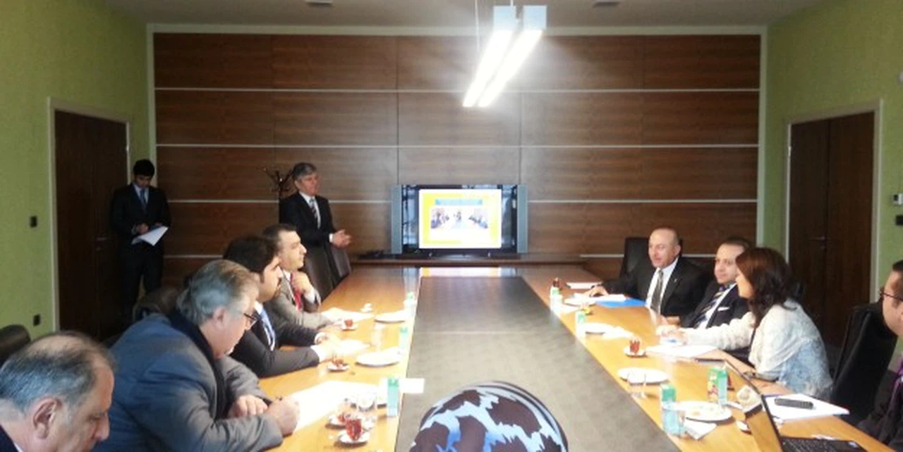 Milletvekili Aydın Lübnan Gelecek Hareket Partisi Liderlerine Ar-Ge'yi Anlattı