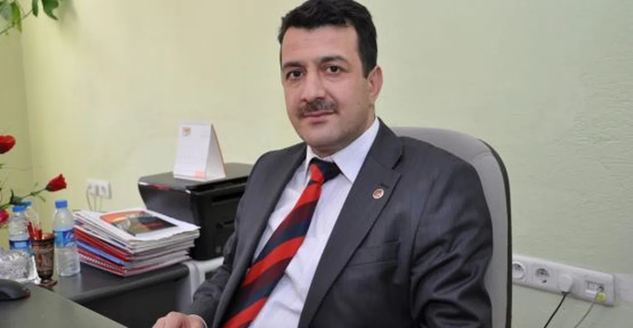 'Okullar Tatile! Memurlar Grev'e'