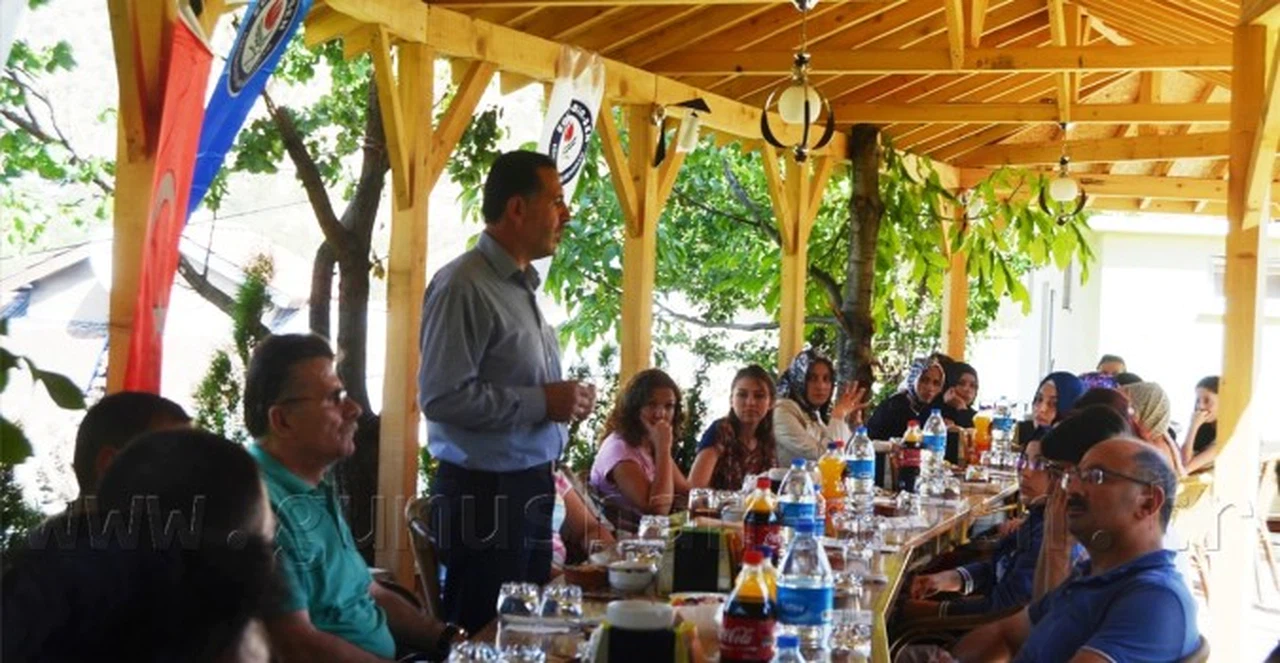 Yeni Öğretmenlere Eğitim-Bir-Sen Desteği