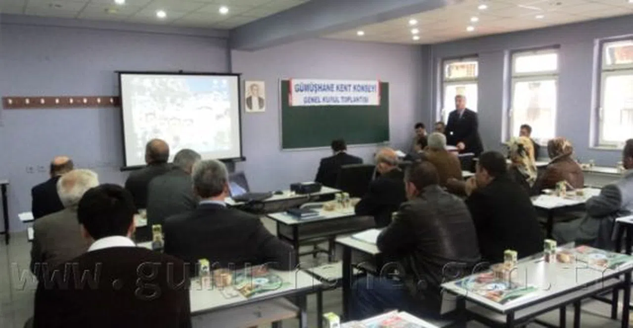 'Zafer Meydanı Belediyeye Devredilsin'