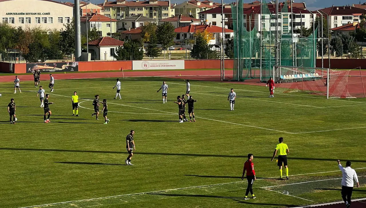 Şiran, zirveye kondu: 2-1