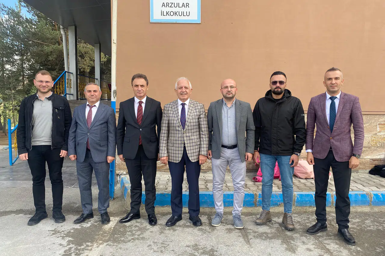 GTSO'dan 200 ihtiyaç sahibi öğrenciye kışlık mont desteği