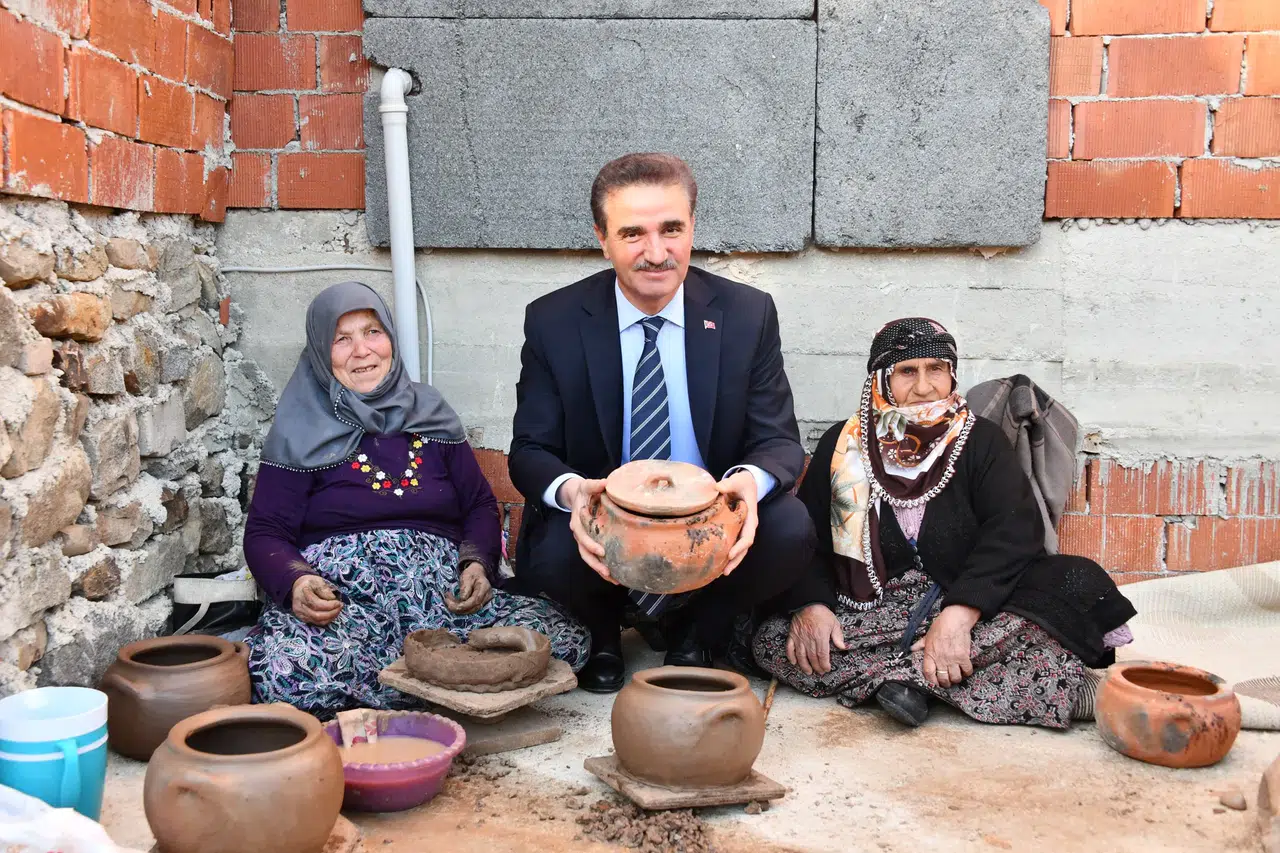 Vali Baruş'tan asırlık mirasa tam destek