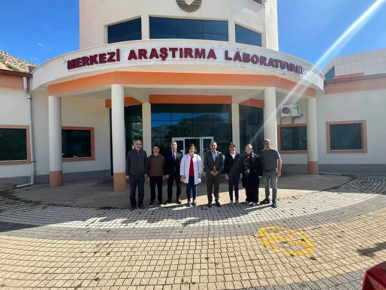 Bölgenin bilim ve teknoloji üssü GÜ-MERLAB sanayinin hizmetinde