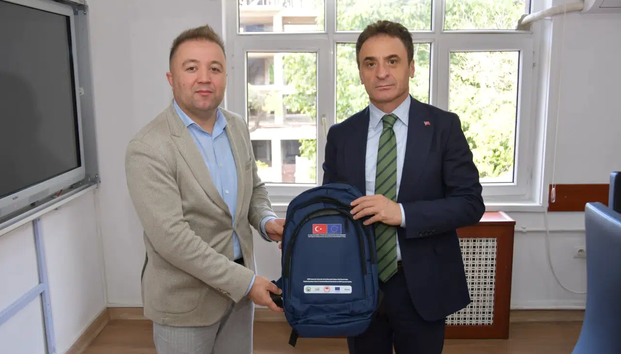 TKDK’dan öğrencilere kırtasiye malzemesi desteği