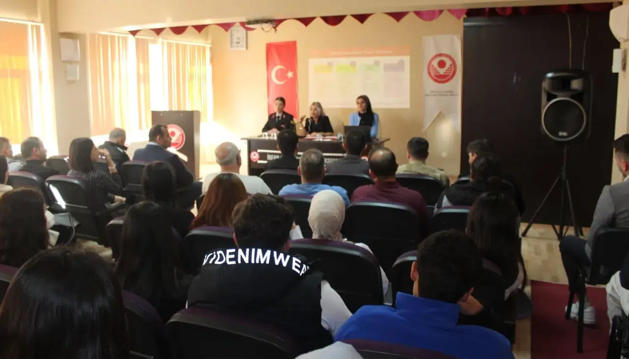 Gümüşhane Jandarması’ndan Şiddete Karşı Seferberlik: 319 Kişiye Eğitim