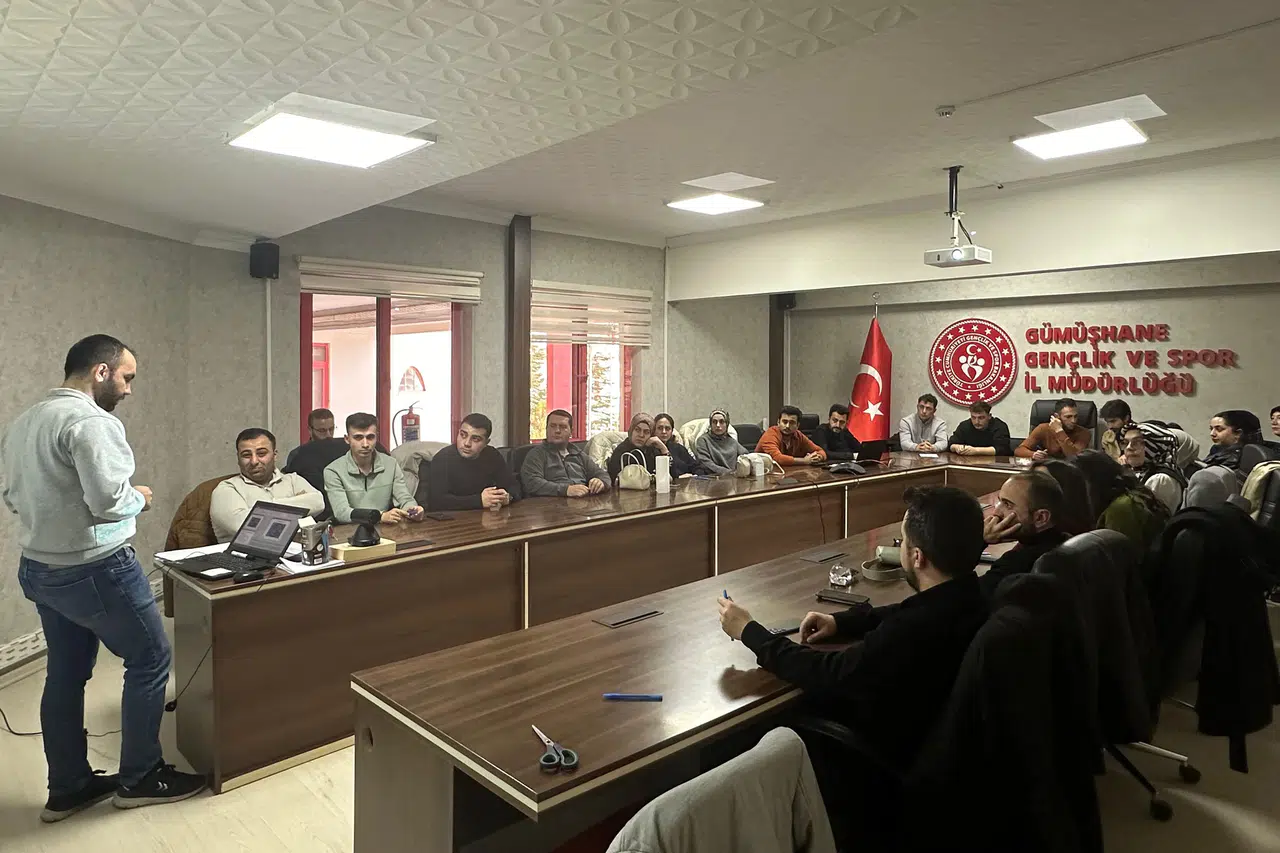 Afetlerde psikolojik ilk yardım ve psikososyal destek eğitimleri verildi