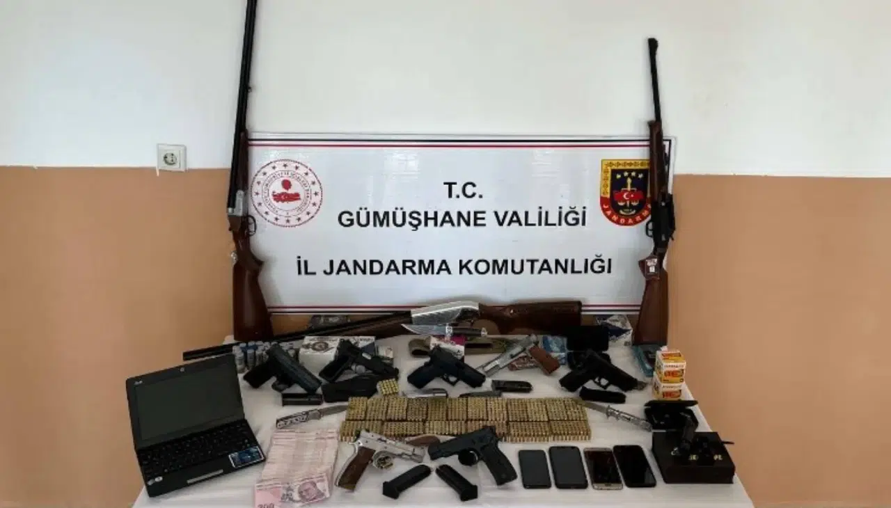 Şiran’da cephanelik gibi eve Jandarma operasyon yaptı