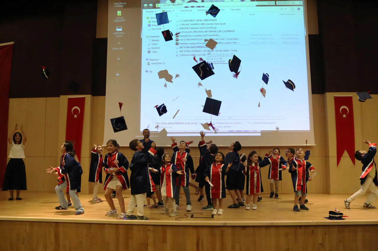 Çocuk Üniversitesi’nde ilk mezuniyet heyecanı