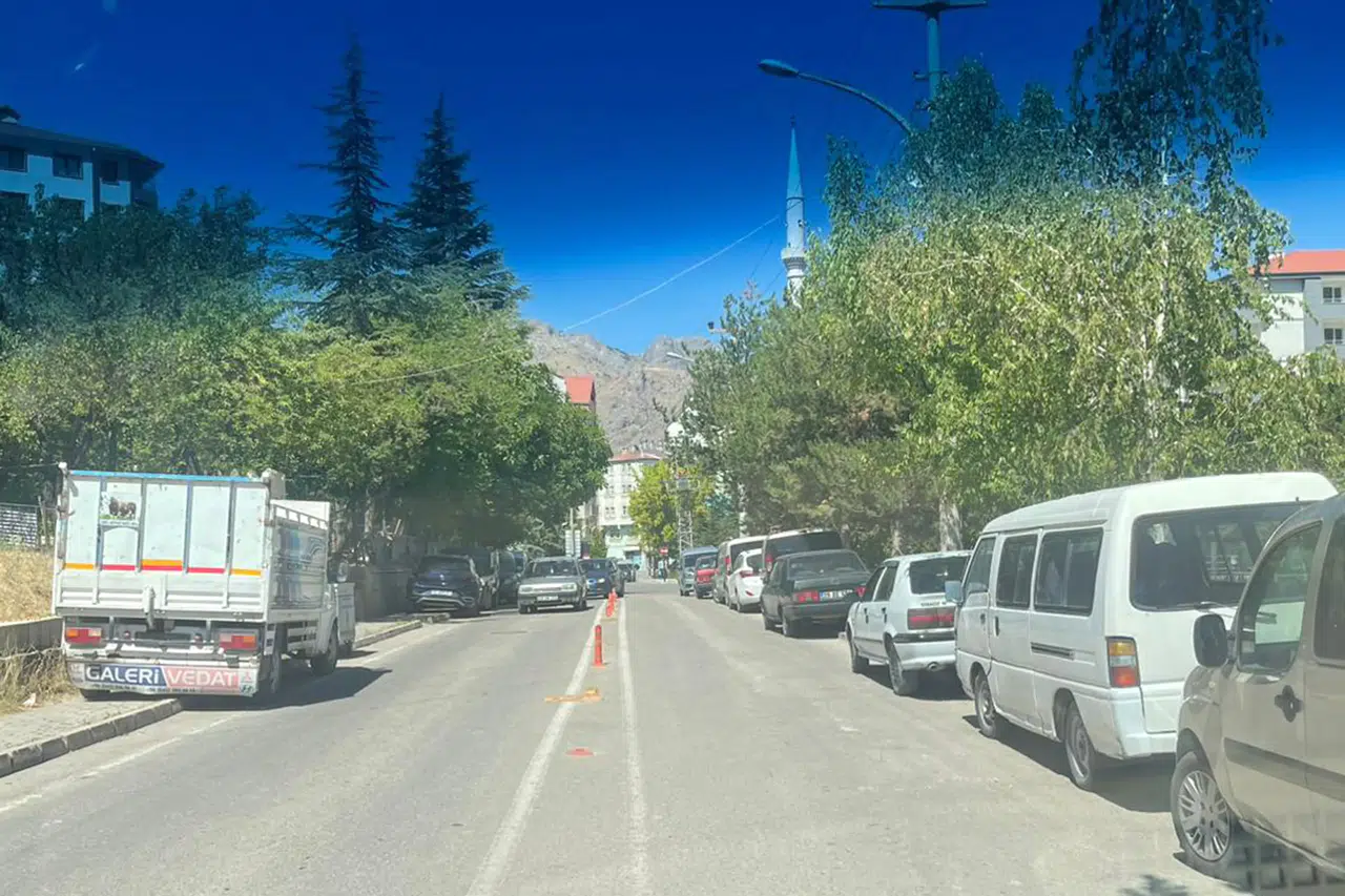 Gümüşhane’de trafik sorunu yaz aylarında çileye dönüşüyor
