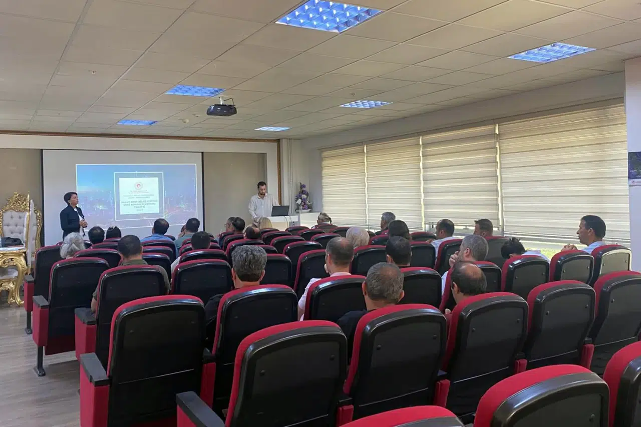 Gümüşhane’de Belediyelere “Akıllı Şehir” Eğitimi