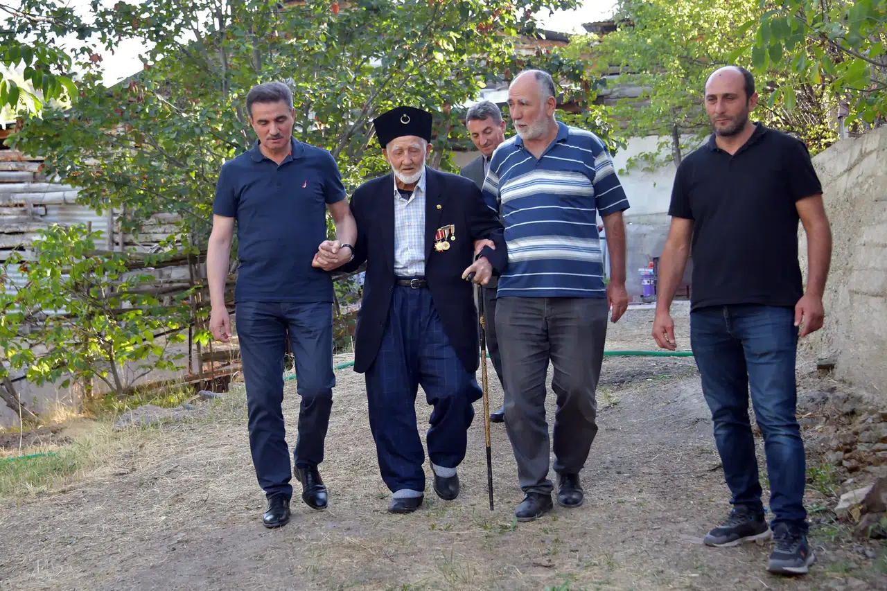 Vali Baruş’tan kahraman Gazilere vefa ziyareti