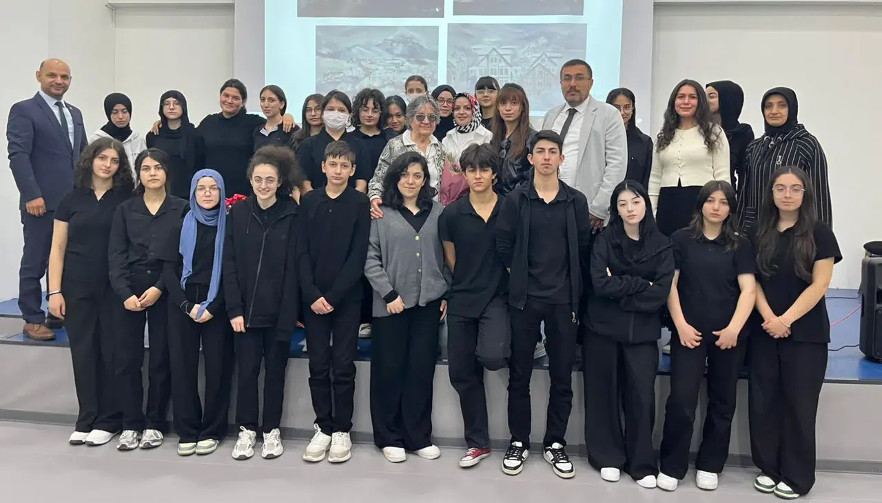 Güzel Sanatlar Lisesi’nde Ressam Güzin Arısoy Söyleşisi